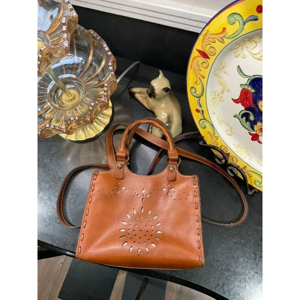 701- Patrcia Nash Laser Cut Chiara Satchel